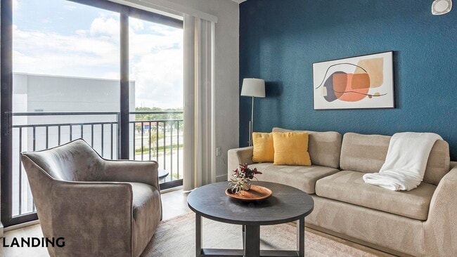 4341 34th St S, Unit 567 in St. Petersburg, FL - Foto de edificio - Building Photo