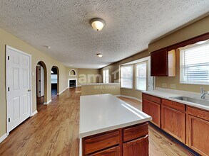 5779 Tampico Dr in Galloway, OH - Building Photo - Building Photo