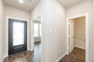 30338 Tall Fescue Dr in Fulshear, TX - Building Photo - Building Photo