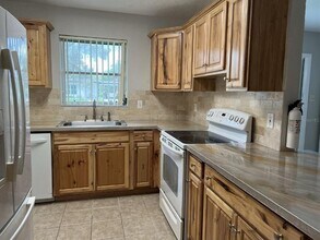 7903 Hyde Park Ave in North Port, FL - Building Photo - Building Photo
