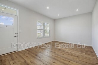 380 Crownover Way in Lewis Center, OH - Building Photo - Building Photo