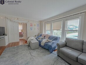 289 Foster St in Boston, MA - Building Photo - Building Photo
