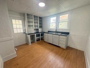 726 Baldwin Ave in Sharon, PA - Building Photo - Building Photo