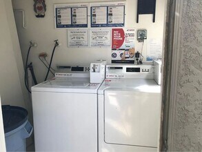 221 Sheldon St in El Segundo, CA - Building Photo - Building Photo