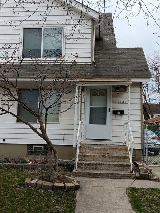2612 E 141st St in East Chicago, IN - Building Photo