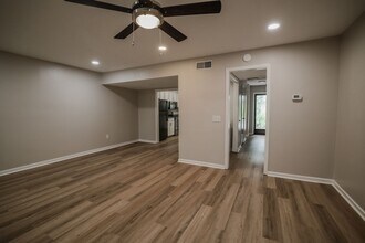 119 Freedom Dr in Clemson, SC - Building Photo - Building Photo
