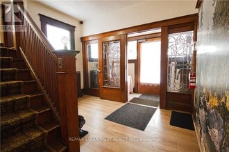 22 Blake St in Hamilton, ON - Building Photo - Building Photo