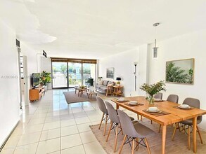 9500 W Bay Harbor Dr in Bay Harbor Islands, FL - Building Photo - Building Photo