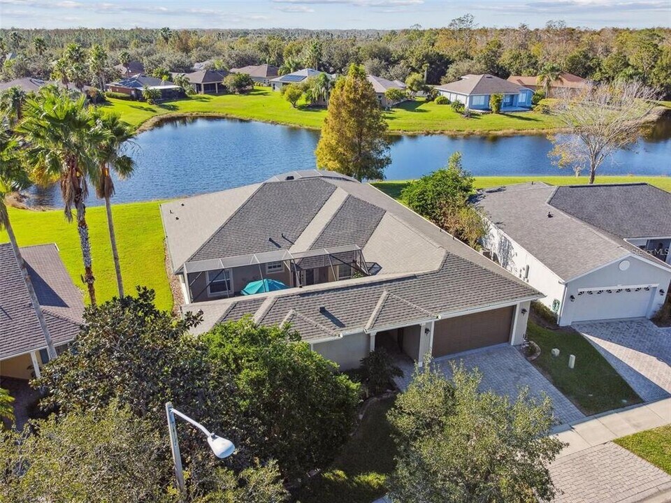 276 Bell Tower Xing W in Kissimmee, FL - Building Photo