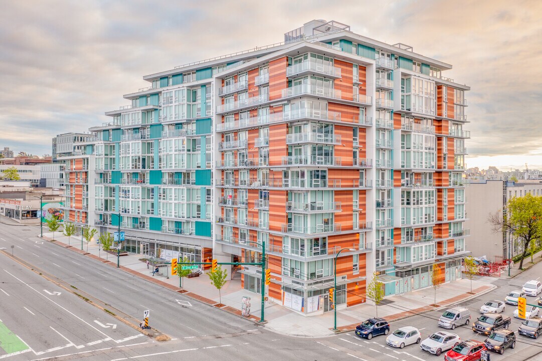 Second and Main in Vancouver, BC - Building Photo