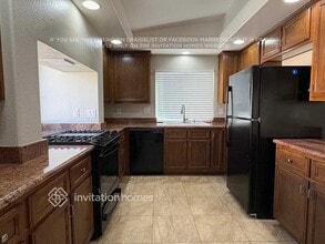 6734 Bravura Ct in Las Vegas, NV - Foto de edificio - Building Photo