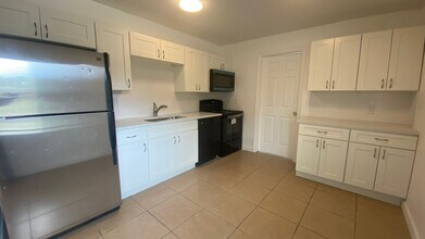 4507 68th St W in Bradenton, FL - Building Photo - Building Photo