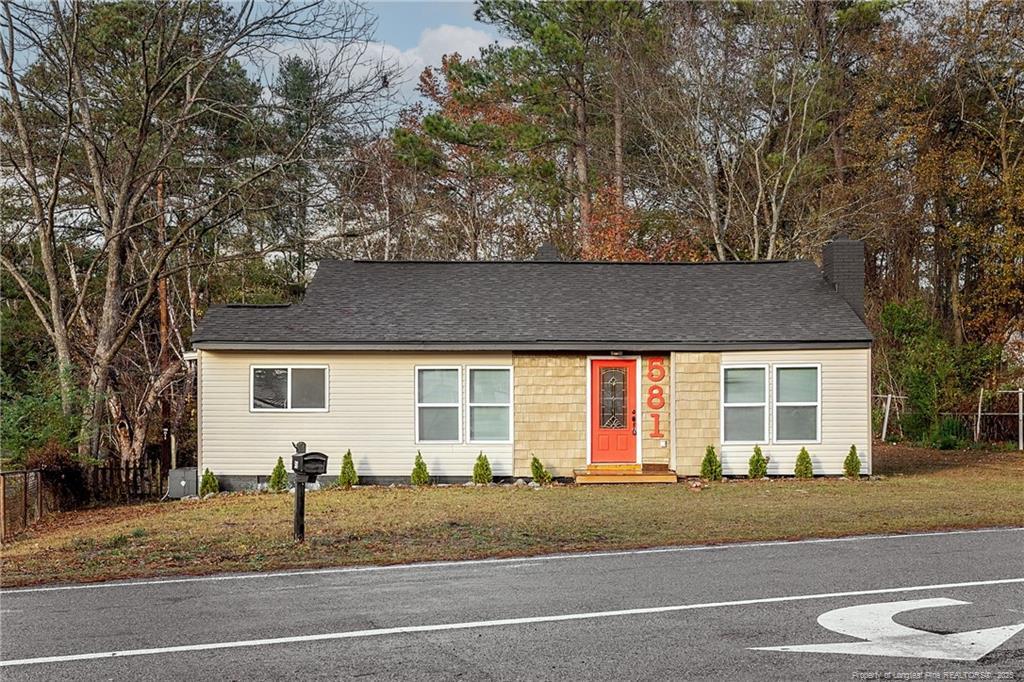 581 E Washington Street Extension in Rockingham, NC - Building Photo