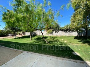 2121 W Hayward Ave in Phoenix, AZ - Building Photo - Building Photo