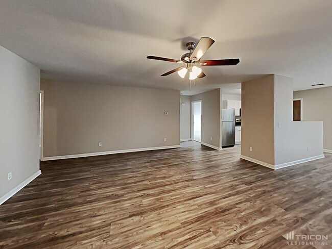 985 E Silktassel Trail in Queen Creek, AZ - Building Photo - Building Photo