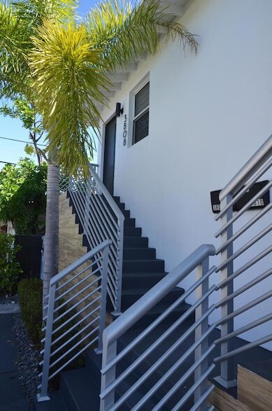 3808 S Olive Ave in West Palm Beach, FL - Foto de edificio - Building Photo