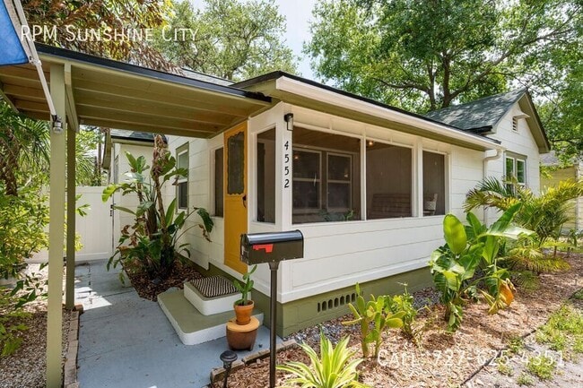 4552 1st Ave N in St. Petersburg, FL - Building Photo - Building Photo