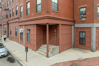 69 E Berkeley St in Boston, MA - Foto de edificio - Building Photo