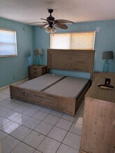 4180 NW 11th Ave in Fort Lauderdale, FL - Building Photo - Building Photo