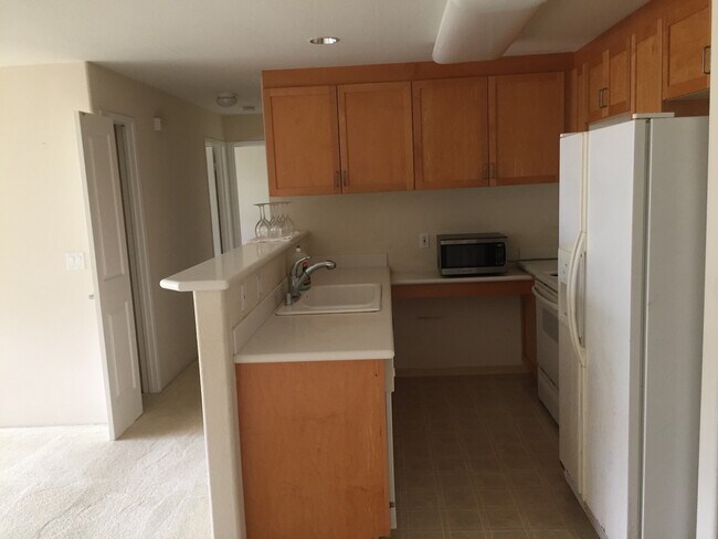 7190 Hawaii Kai Dr in Honolulu, HI - Building Photo - Building Photo