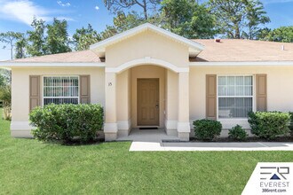 15 Firtree Ln in Palm Coast, FL - Building Photo - Building Photo