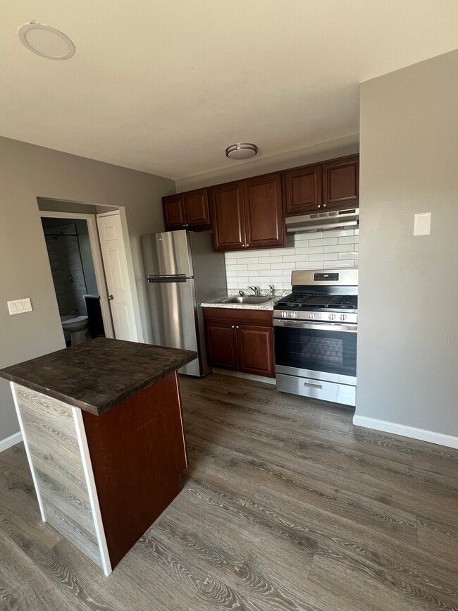 Alvin Street Apartments in Cincinnati, OH - Building Photo - Building Photo