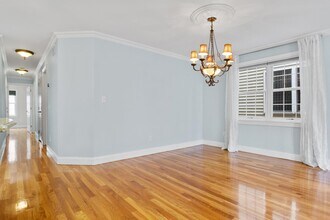 126 W 2nd St in Bayonne, NJ - Building Photo - Building Photo