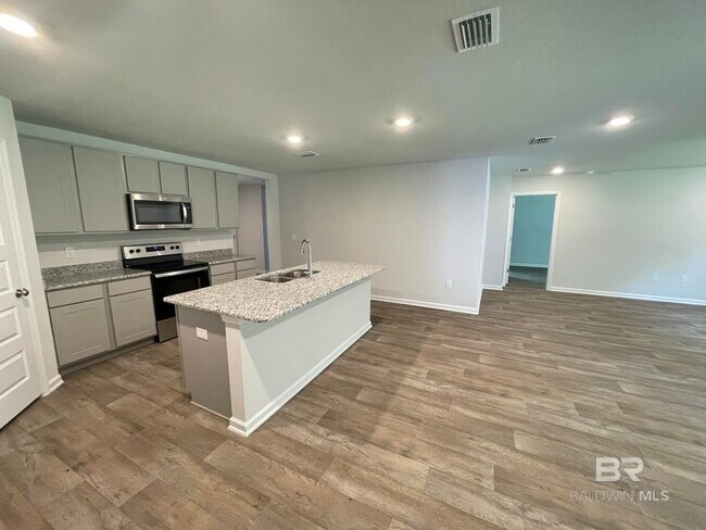 10415 Ruffian Rte in Daphne, AL - Building Photo - Building Photo