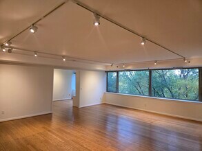 5450 Whitley Park Ter, Unit 912 in Bethesda, MD - Building Photo - Building Photo