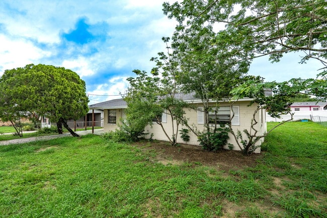 746 Detour Rd in Haines City, FL - Building Photo - Building Photo