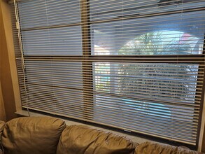 580 Egret Dr in Hallandale Beach, FL - Building Photo - Building Photo