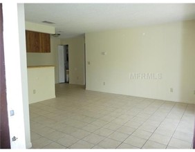 Columbia Oaks Apartments in Tampa, FL - Building Photo - Other