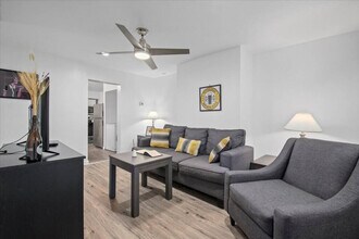 858 Lovitt Wy-Unit -ID1049463P in Pittsburgh, PA - Building Photo - Building Photo