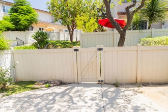 1339 Ramona Dr in Thousand Oaks, CA - Building Photo - Building Photo