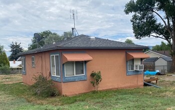 304 S Harrison St in Cortez, CO - Building Photo - Building Photo
