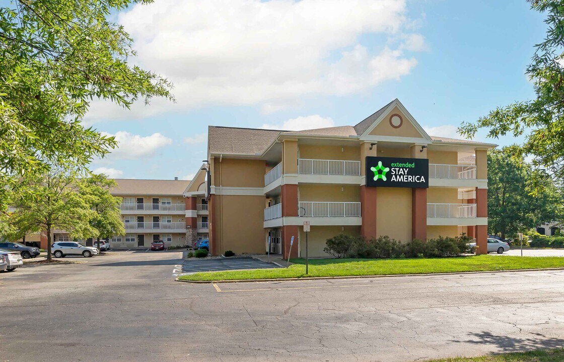 Furnished Studio-Virginia Beach - Independ in Virginia Beach, VA - Foto de edificio