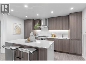 2311 Beta Ave in Burnaby, BC - Building Photo