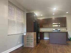 6547 S Minerva Ave in Chicago, IL - Building Photo - Building Photo