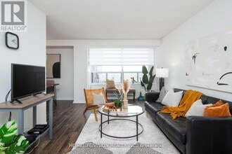 10 Muirhead Rd in Toronto, ON - Building Photo - Building Photo