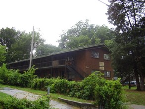 Gaston Apartments in Memphis, TN - Building Photo - Building Photo