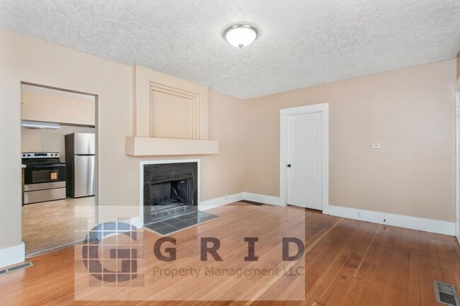 property at 8316 SE Raymond Ct