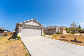 5828 Roderick Dr in Austin, TX - Building Photo - Building Photo
