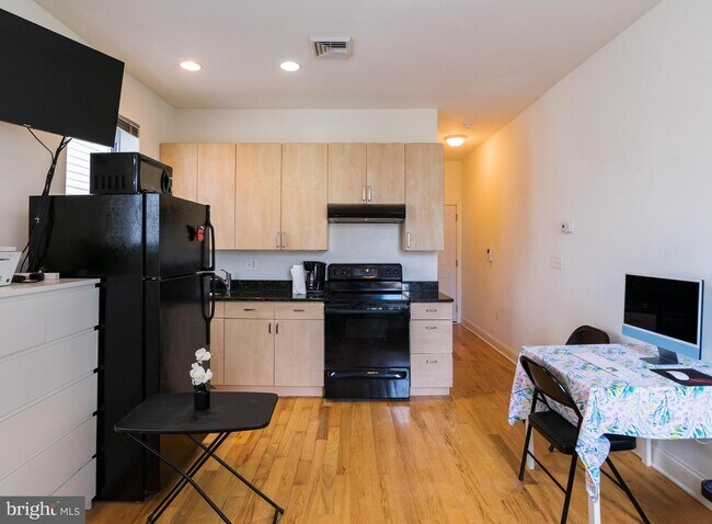 1615 Brown St photo'