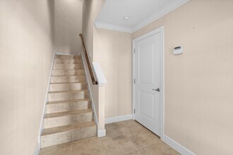 5912 Anchorage Way S in St. Petersburg, FL - Building Photo - Building Photo