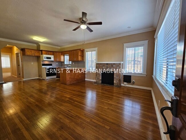 107 Belmont Ave in Long Beach, CA - Building Photo - Building Photo
