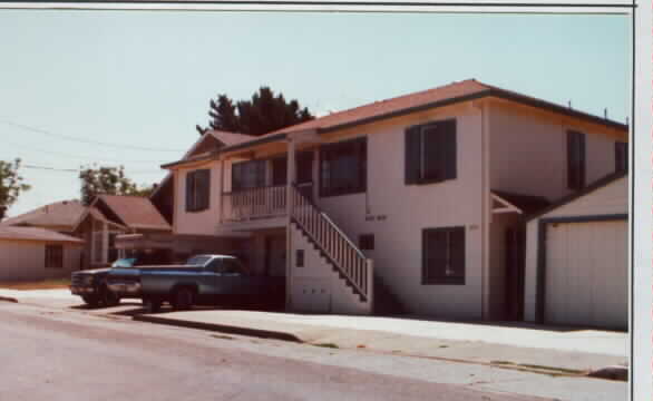 198 Brooklyn Ave in San Jose, CA - Building Photo