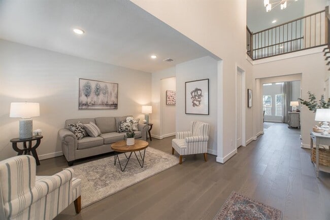 property at 71 Perennial Cyn Dr