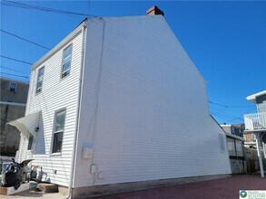 27 W Allen St in Allentown, PA - Building Photo - Building Photo