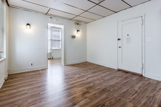 80 Brighton 11th St in Brooklyn, NY - Building Photo - Interior Photo