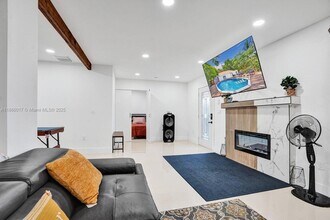 617 36th St in West Palm Beach, FL - Building Photo - Building Photo